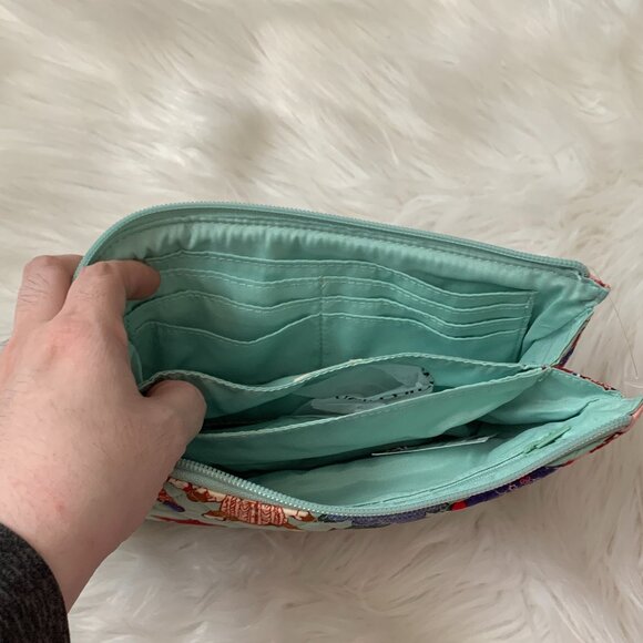 VERA BRADLEY Toasty Teddies Essential Clutch & Wristlet SET (2 PIECES SET) - Picture 7 of 7